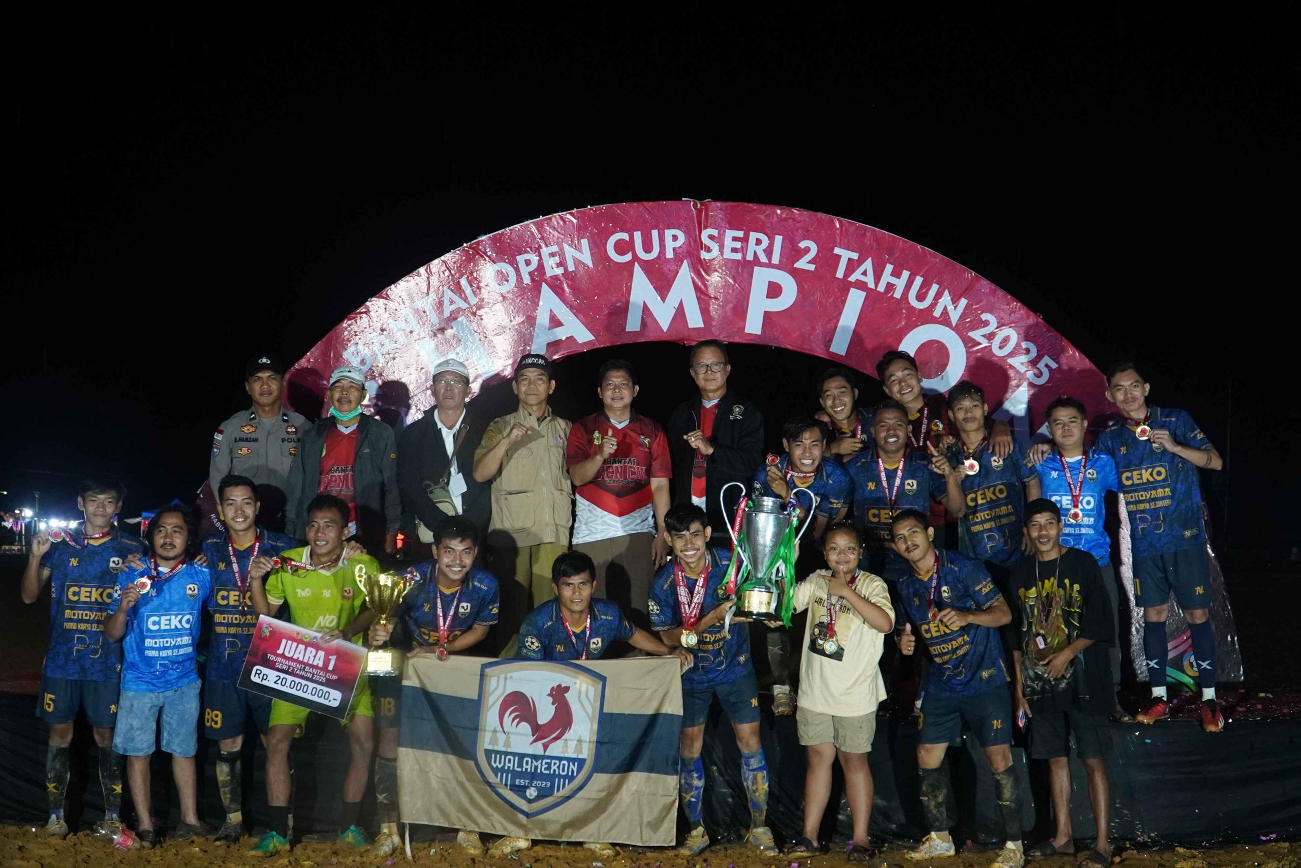 You are currently viewing Penutupan Tournament Bola Bantai Cup Seri 2 Tahun 2025 di Kecamatan Bonti